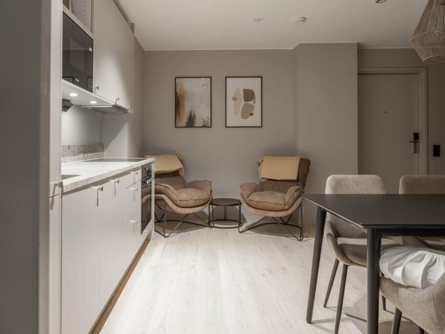 Mountain Retreat For 4 In Are Ski-In Ski-Out Apt- No Windows Buitenkant foto